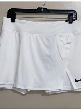 Nike Court Victory Womens White 2in1 Skirt Skort Tennis DH9779-100 Size XL NEW